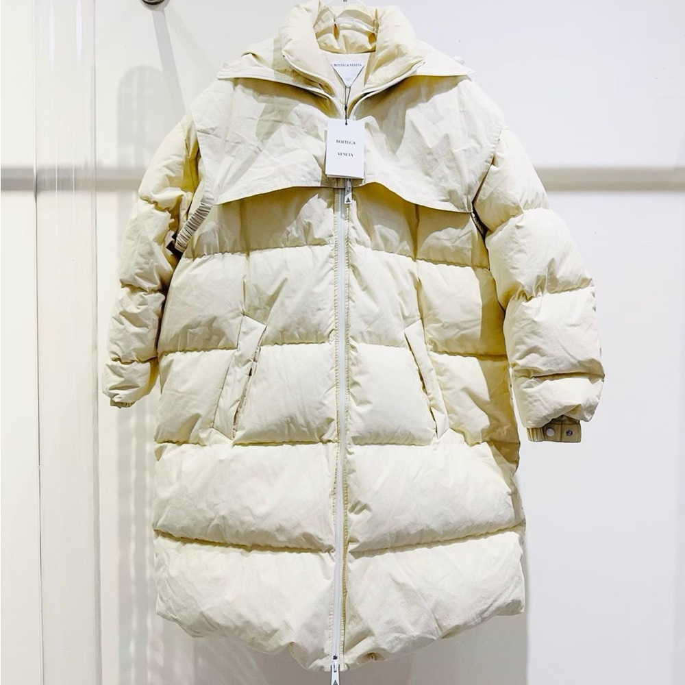 ❌sold❌🚩steal authentic Bottega Veneta Cream Puffer Jacket